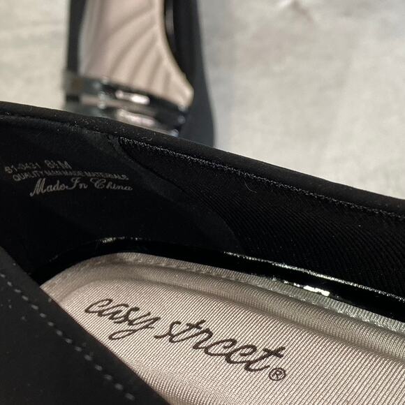 EASY STREET Women's Black Suede Entice Square-Toe Block-Heel Slip-On Pumps SZ8.5 - Picture 8 of 8